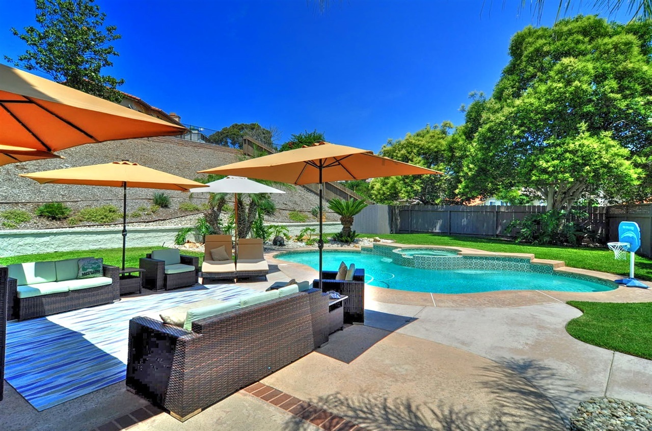 4782 Gateshead Road Carlsbad, CA 92010 - Photo 17 of 25 Gallery Image 17