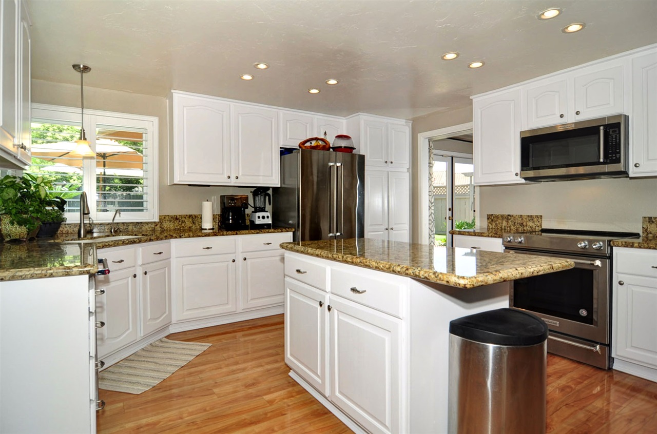 4782 Gateshead Road Carlsbad, CA 92010 - Photo 7 of 25 Gallery Image 7