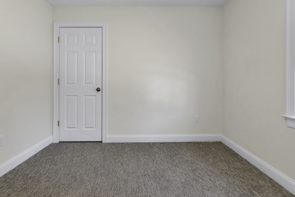 1 Lois Lane Townsend, MA 01469 - Photo 27 of 38 a view of room