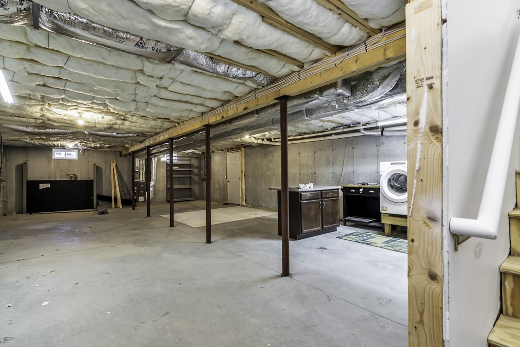 1 Lois Lane Townsend, MA 01469 - Photo 28 of 38 a view of a garage