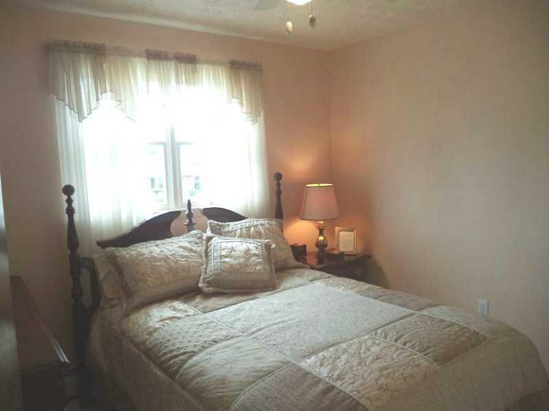 2379 Ritchie Street Aliquippa, PA 15001 - Photo 14 of 25 Bedroom.