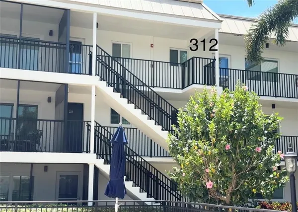 $6,300 | 766 Central Avenue, Unit 312, Naples, FL 34102