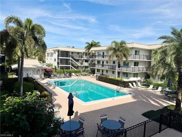 $6,300 | 766 Central Avenue, Unit 312, Naples, FL 34102