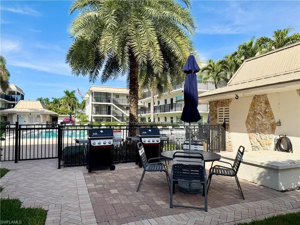 $6,300 | 766 Central Avenue, Unit 312, Naples, FL 34102