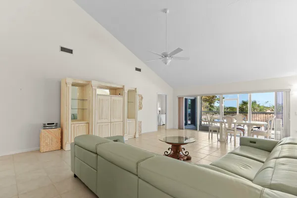 $1,199,000 | 327 Ridge Road, Jupiter, FL 33477