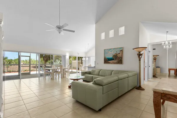 $1,199,000 | 327 Ridge Road, Jupiter, FL 33477