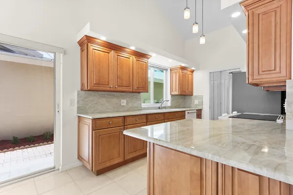 $1,199,000 | 327 Ridge Road, Jupiter, FL 33477