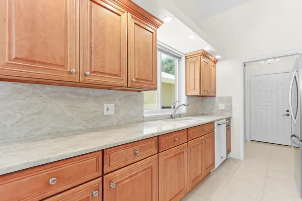 $1,199,000 | 327 Ridge Road, Jupiter, FL 33477