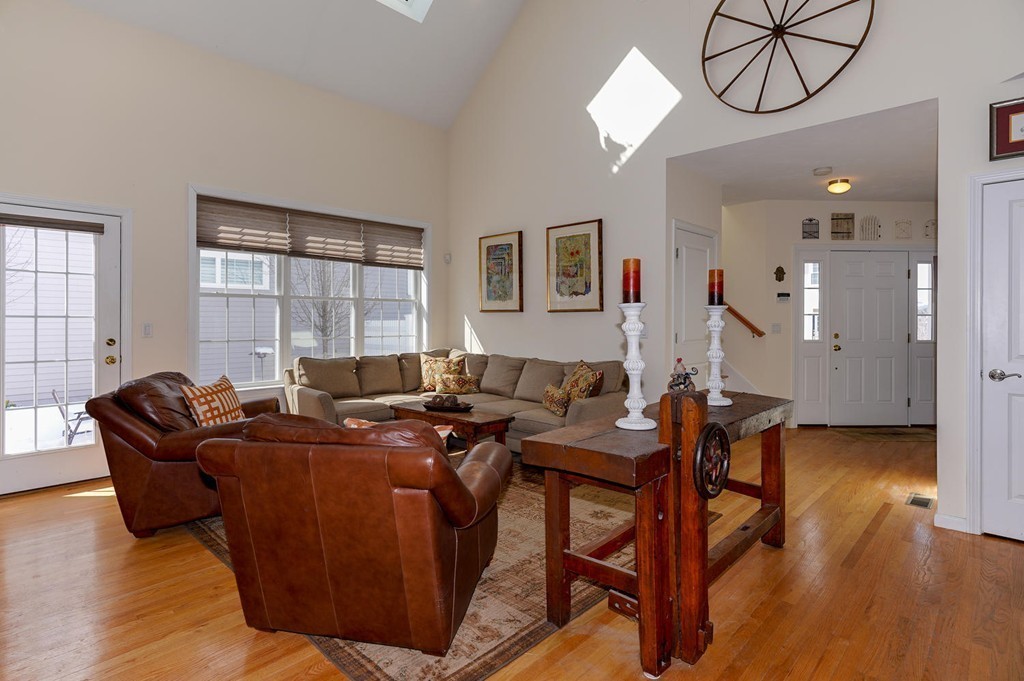 31 Stevens Road, Unit 31 Hudson, MA 01749 - Photo 5 of 30 Gallery Image 5