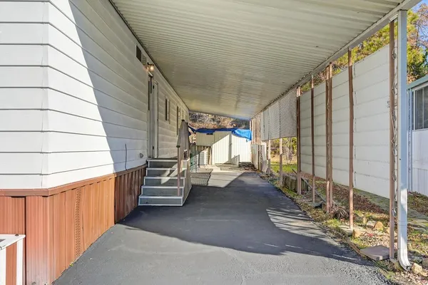 a view of entryway