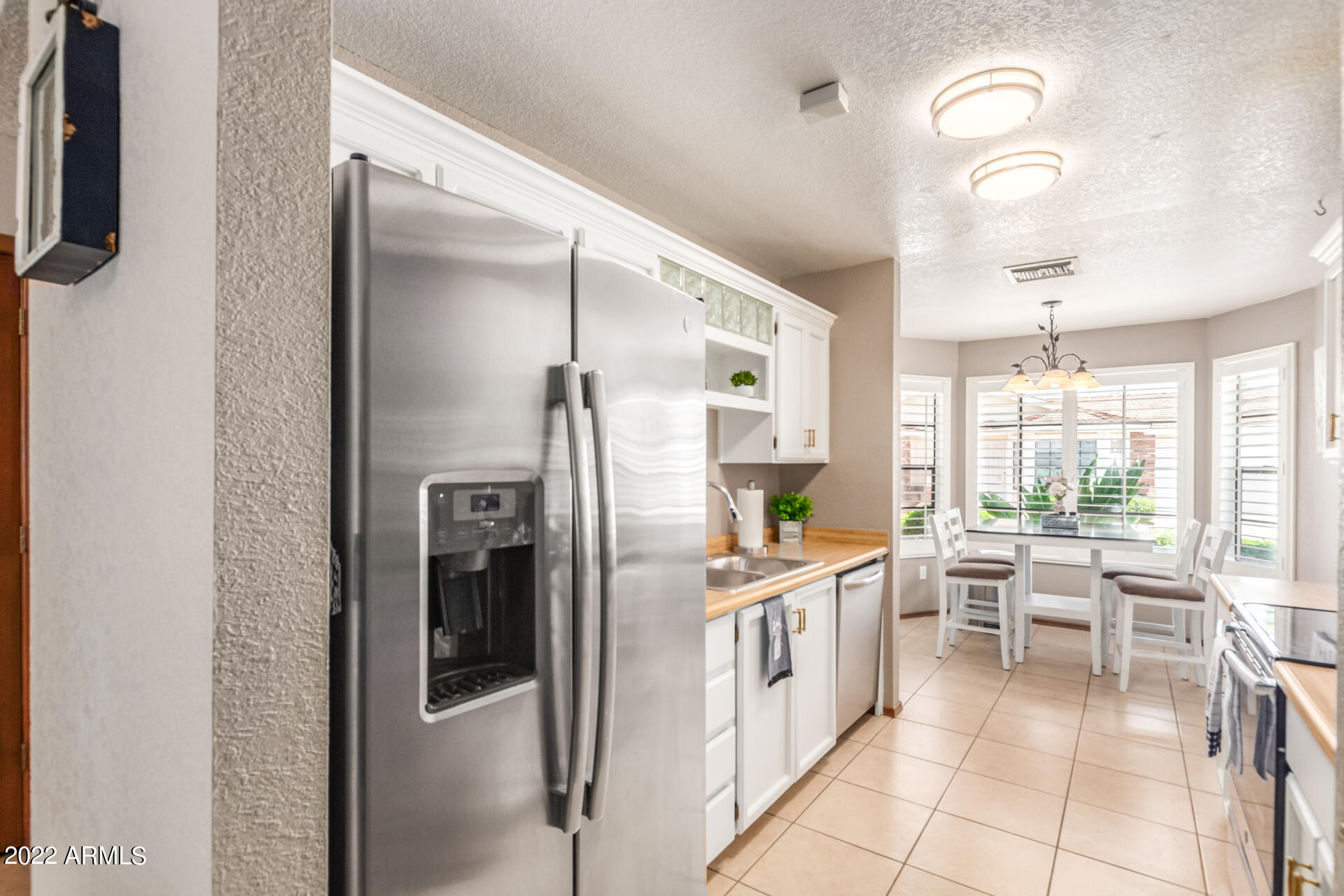 217 East Danbury Road Phoenix, AZ 85022 - Photo 14 of 27 14 - Danbury