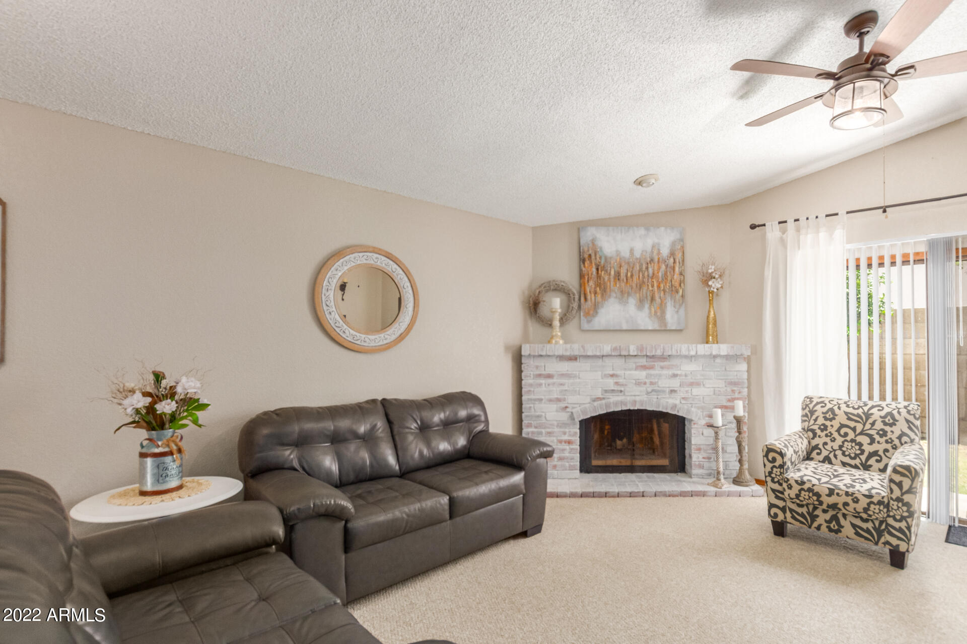 217 East Danbury Road Phoenix, AZ 85022 - Photo 6 of 27 6 - Danbury