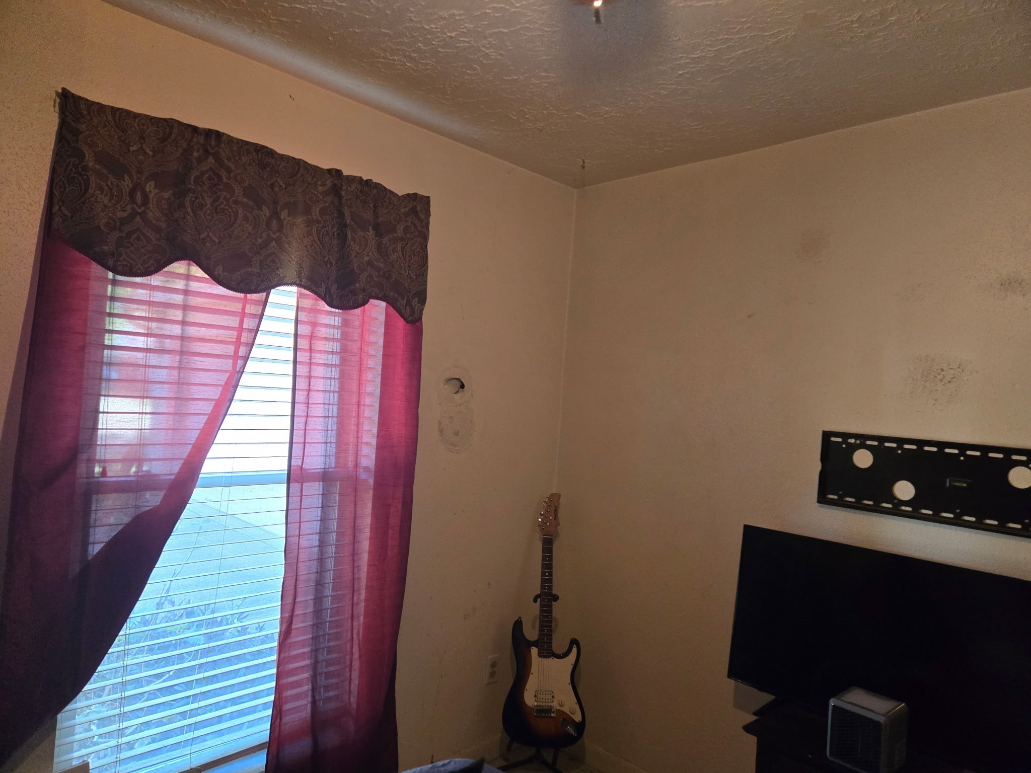 11615 Stone Bridge Drive Houston, TX 77064 - Photo 11 of 14 a view of a living room with furniture