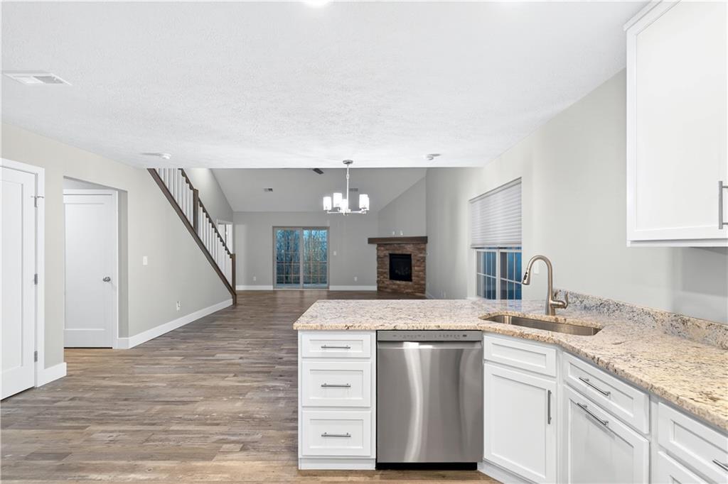 734 Sandstone Way Rostraver Township, PA 15012 - Photo 11 of 50