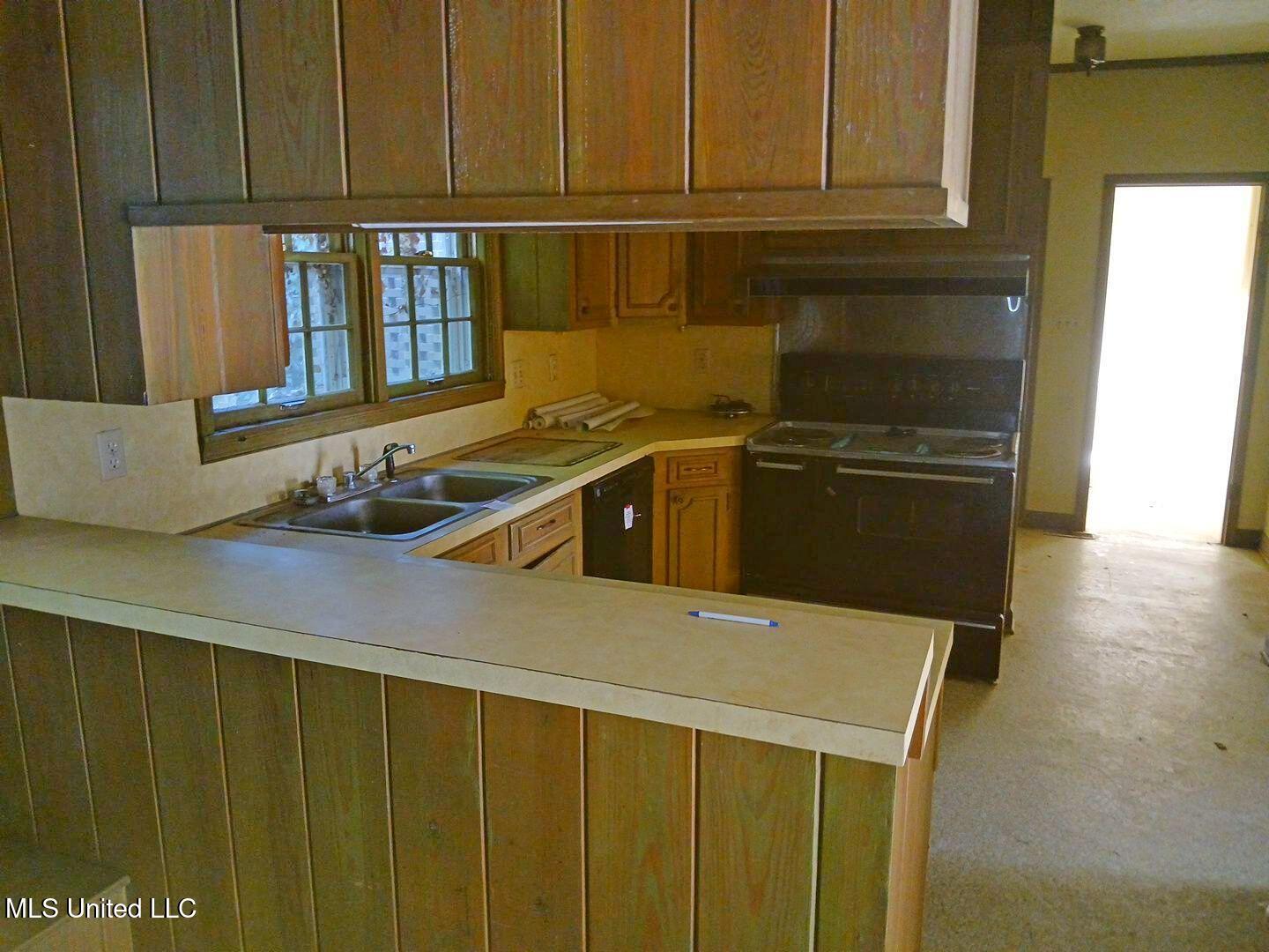 107 Treadway Circle Hollandale, MS 38748 - Photo 3 of 34 40-Jul 15 2025 05_37pm-jsh5 - Copy