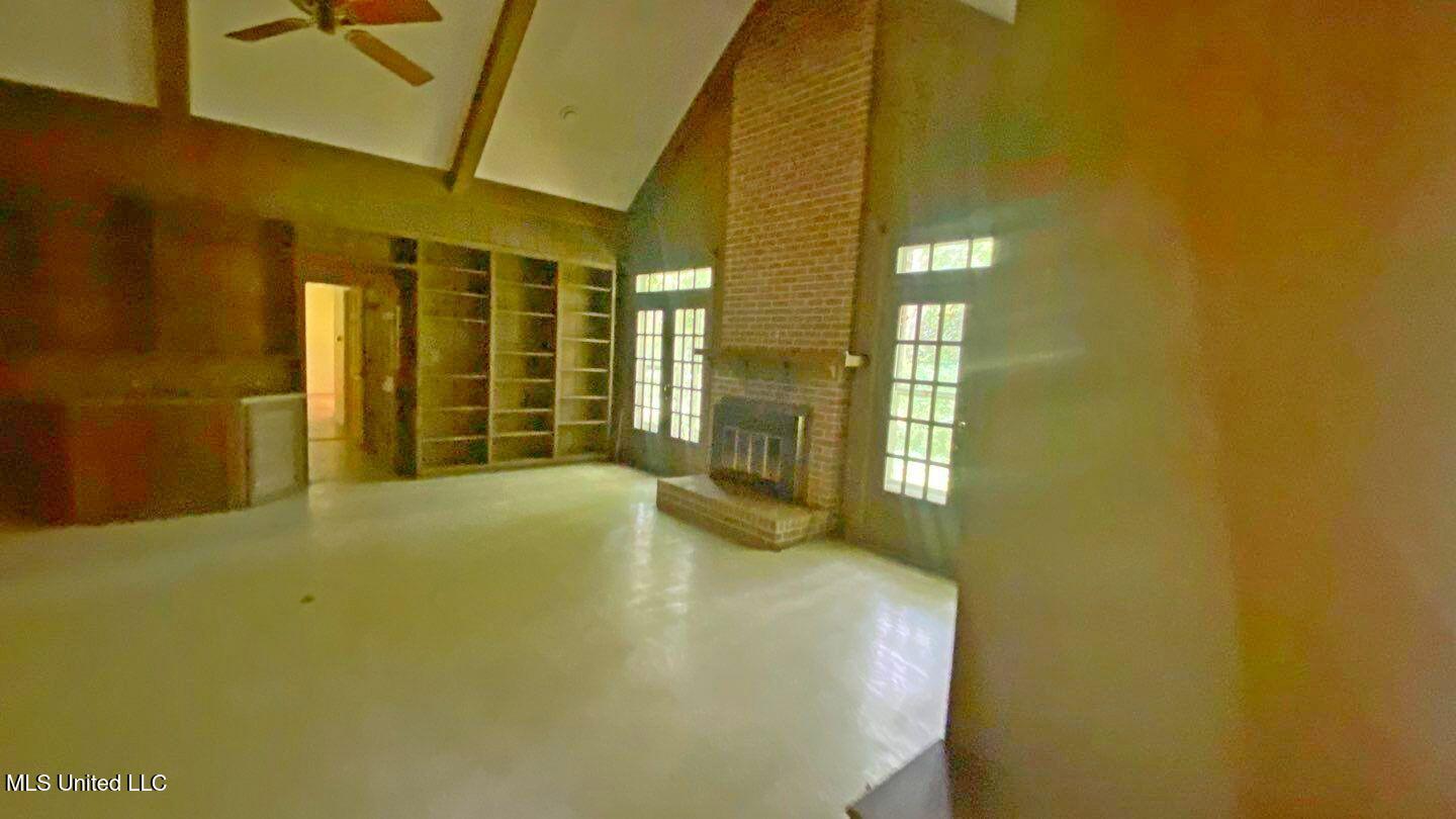 107 Treadway Circle Hollandale, MS 38748 - Photo 5 of 34 86-Jun 04 2025 02_27pm-t7VX