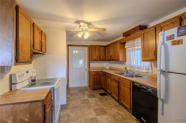 $189,900 | 3006 Highway 31, Lenox, NY 13032