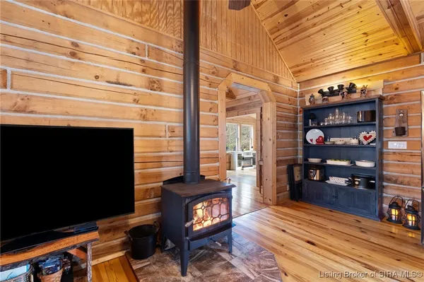 $395,000 | 10563 Deer Drive, Birdseye, IN 47513