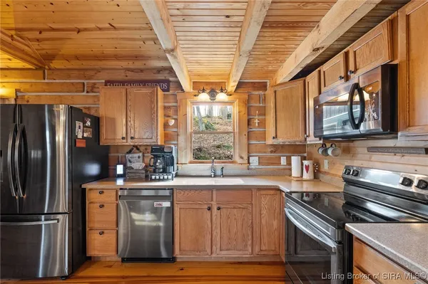 $410,000 | 10563 Deer Drive, Birdseye, IN 47513