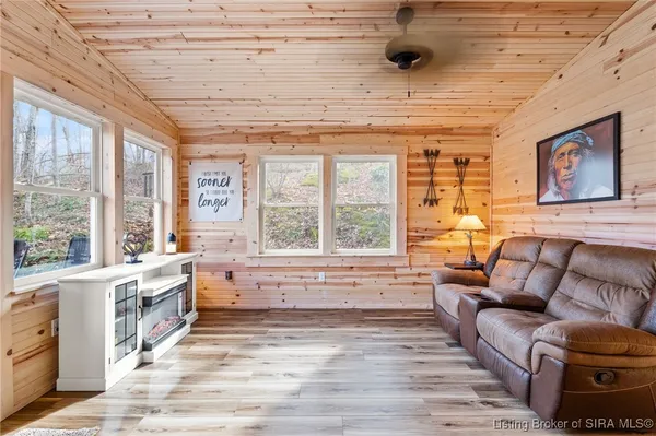 $410,000 | 10563 Deer Drive, Birdseye, IN 47513