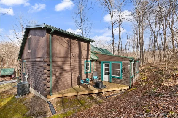 $410,000 | 10563 Deer Drive, Birdseye, IN 47513