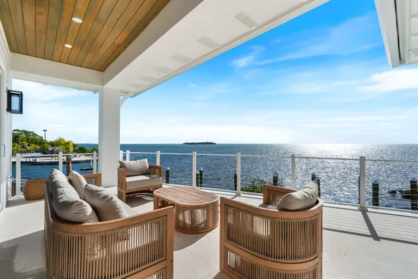 $7,299,000 | 1002 Snapper Lane, Key Largo, FL 33037