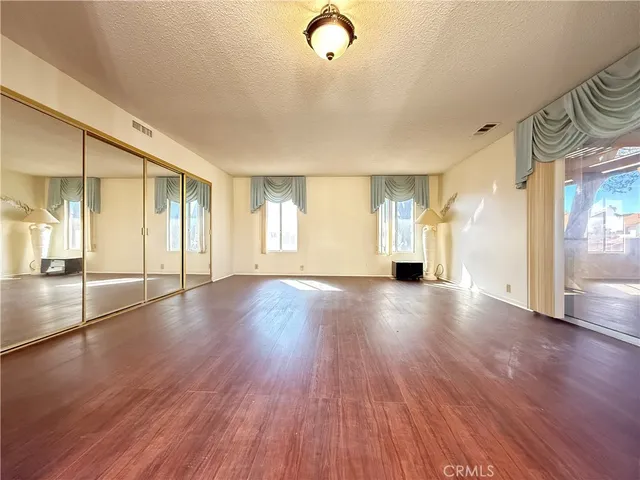 $2,700 | 27595 Silver Lakes Parkway, Helendale, CA 92342