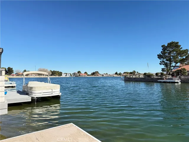 $2,700 | 27595 Silver Lakes Parkway, Helendale, CA 92342