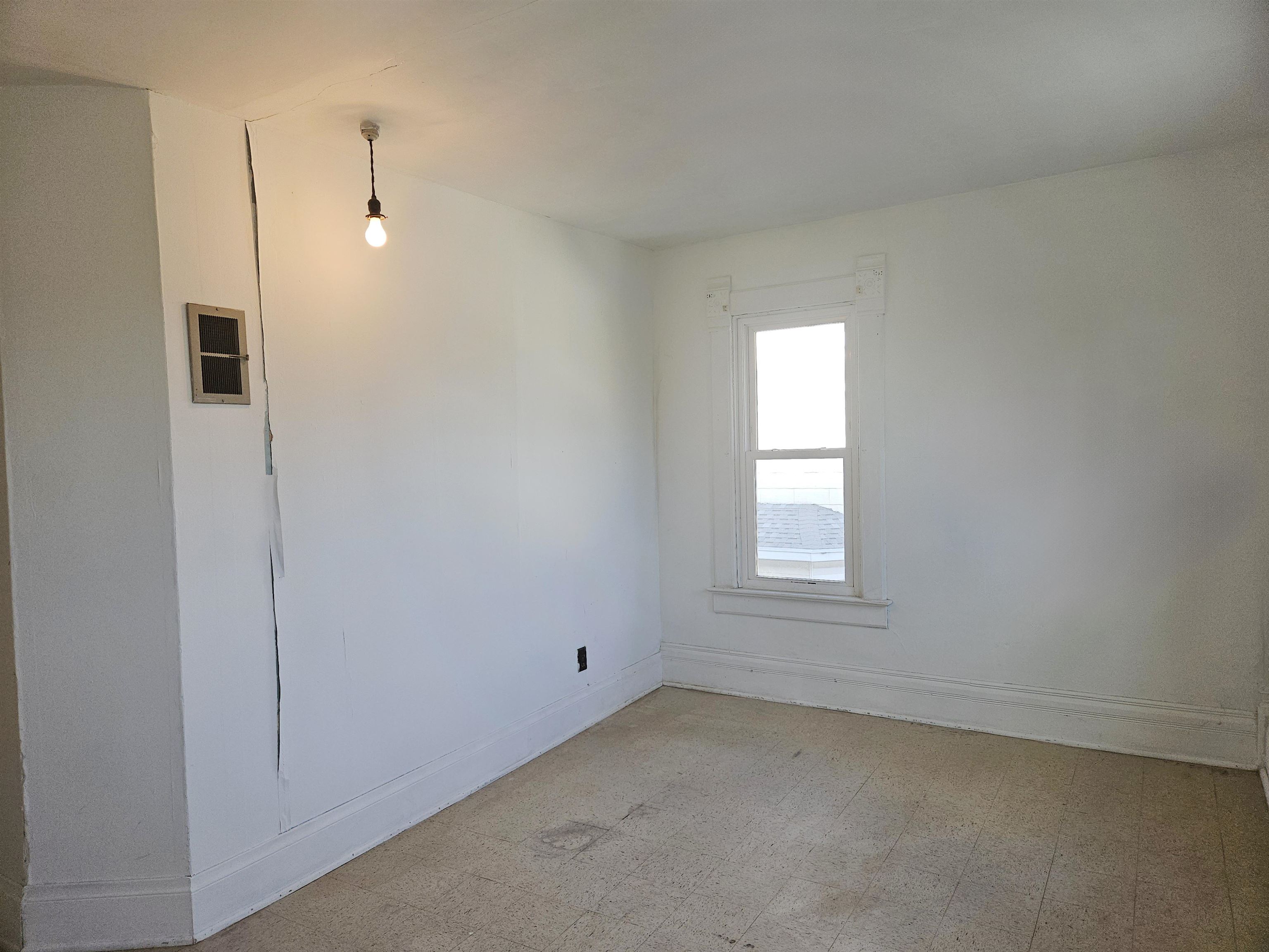 215 North Main Street Reeseville, WI 53579 - Photo 16 of 27