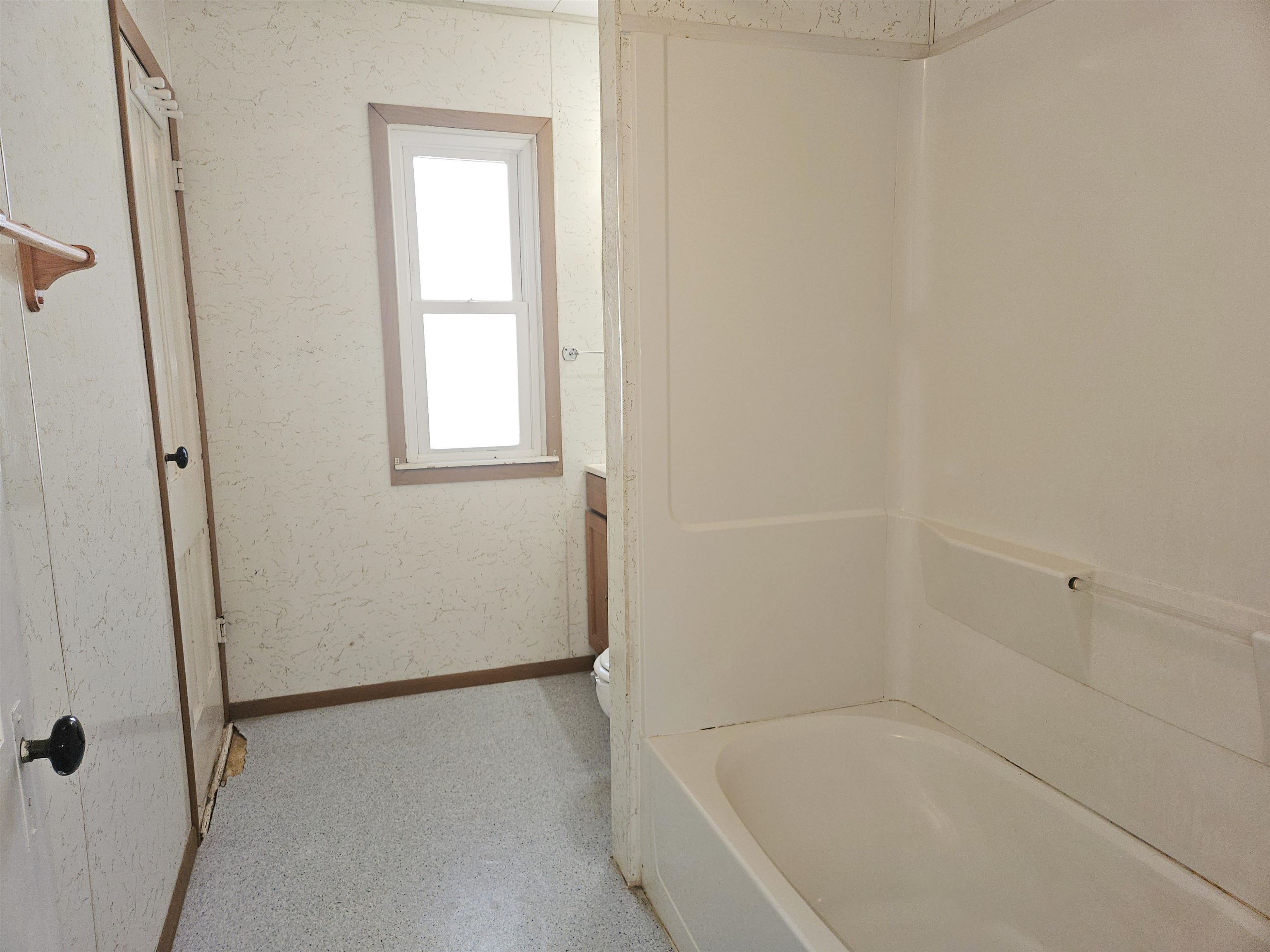 215 North Main Street Reeseville, WI 53579 - Photo 20 of 27