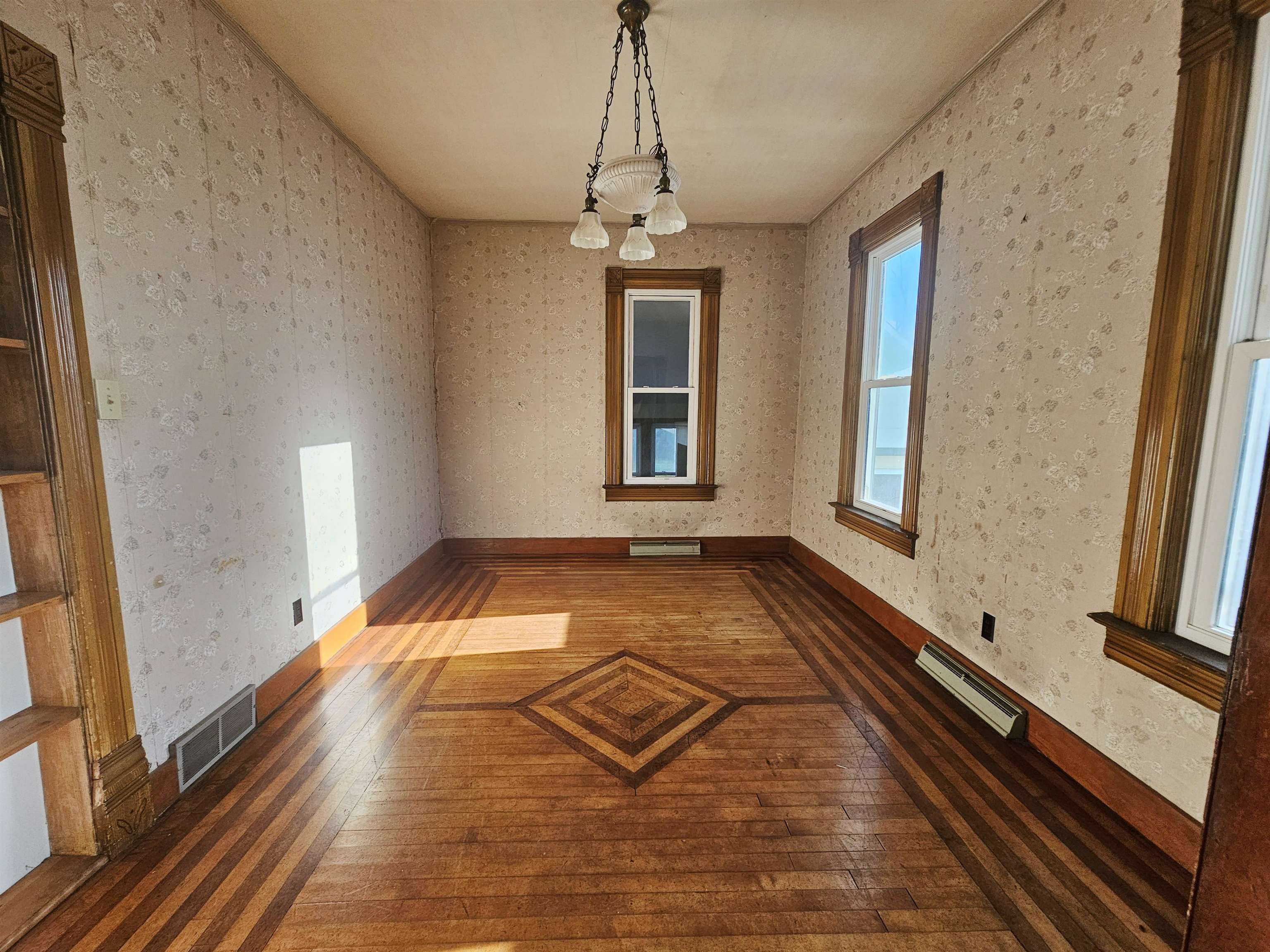 215 North Main Street Reeseville, WI 53579 - Photo 8 of 27