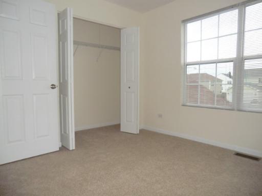1312 Roth Drive Joliet, IL 60431 - Photo 8 of 15
