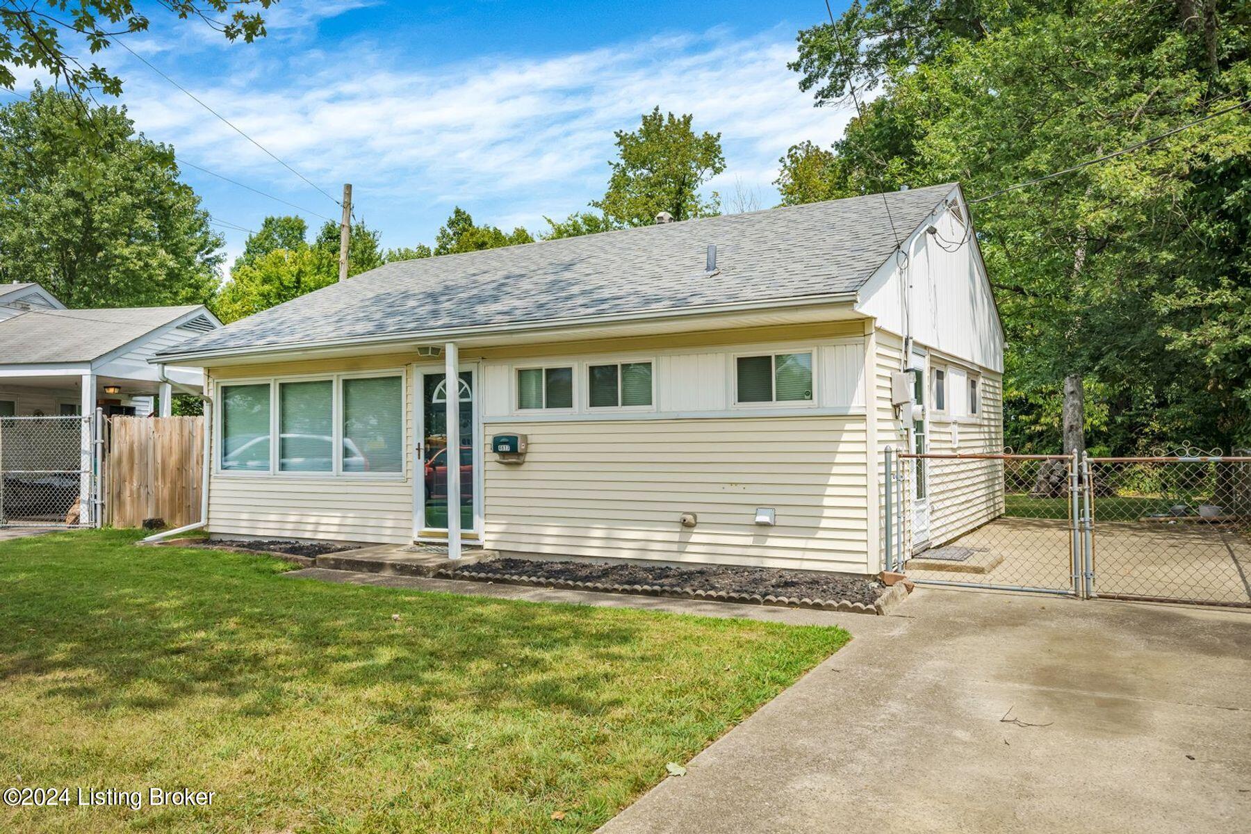 4817 Redstart Road Louisville, KY 40213 - Photo 2 of 36 photo_online_001