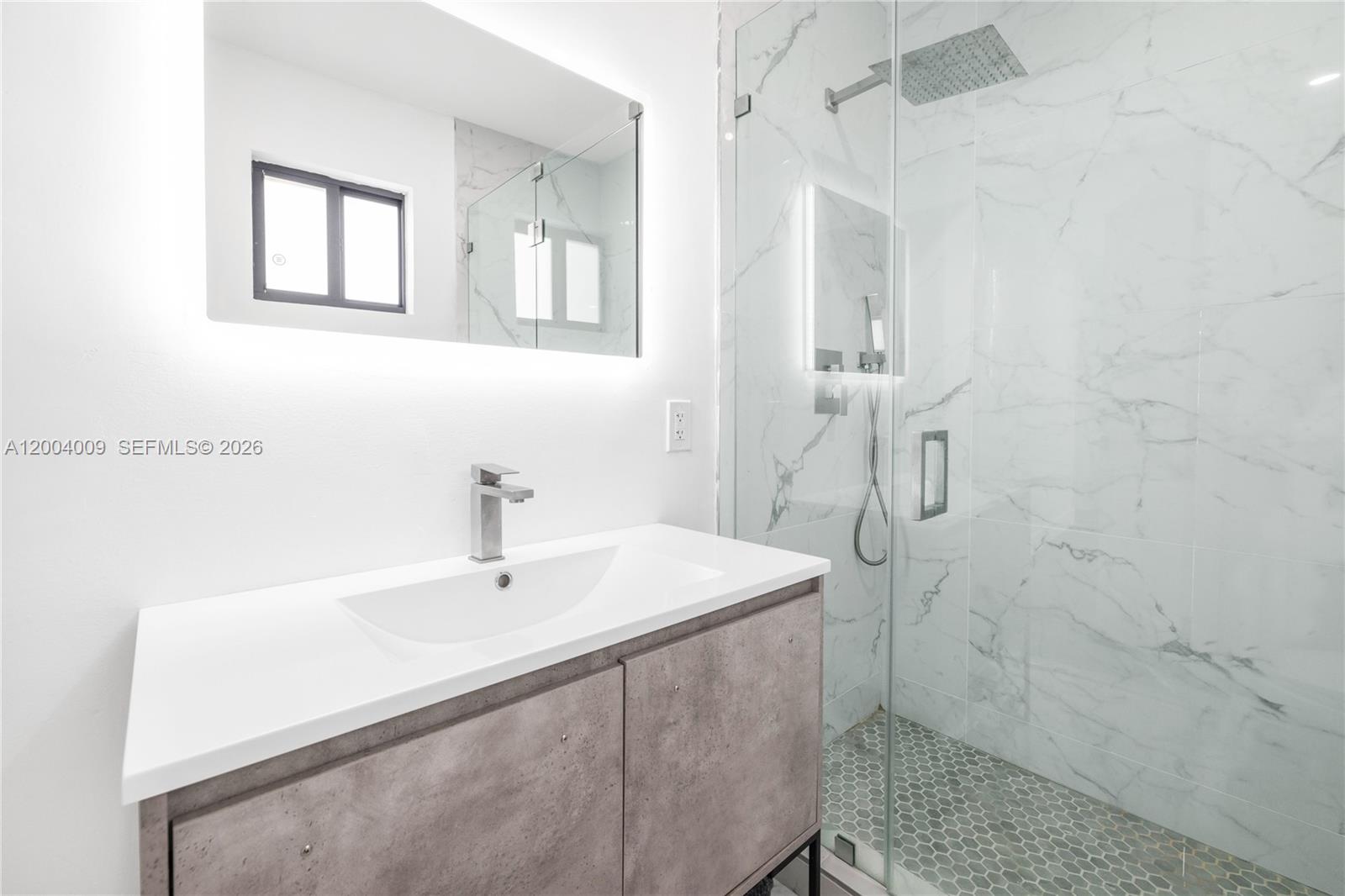 2152 Southwest 10th Street Miami, FL 33135 - Photo 16 of 21