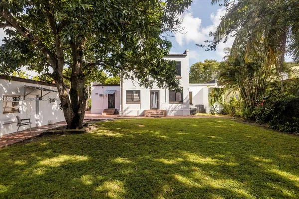 $1,195,000 | 2152 Southwest 10th Street, Miami, FL 33135