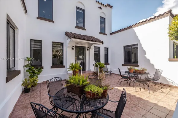 $1,195,000 | 2152 Southwest 10th Street, Miami, FL 33135