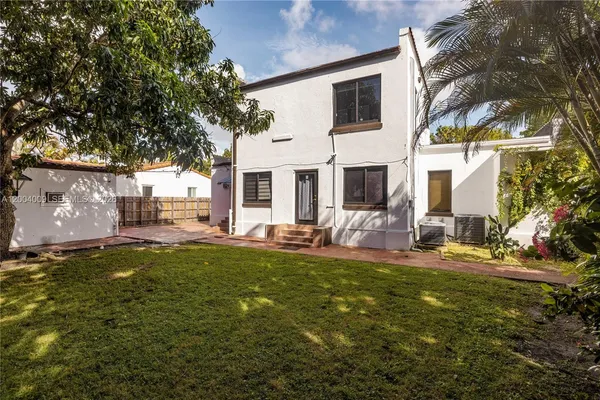 $1,195,000 | 2152 Southwest 10th Street, Miami, FL 33135