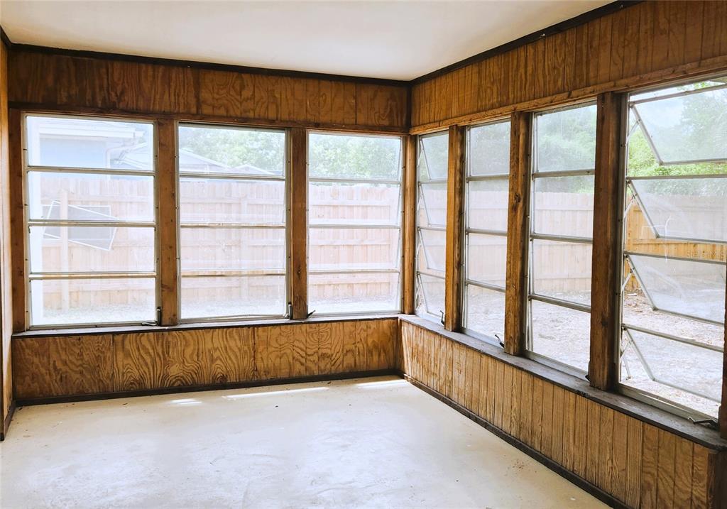 614 Huntington Street Brandon, FL 33511 - Photo 16 of 16 wooden floor in an empty room with a window