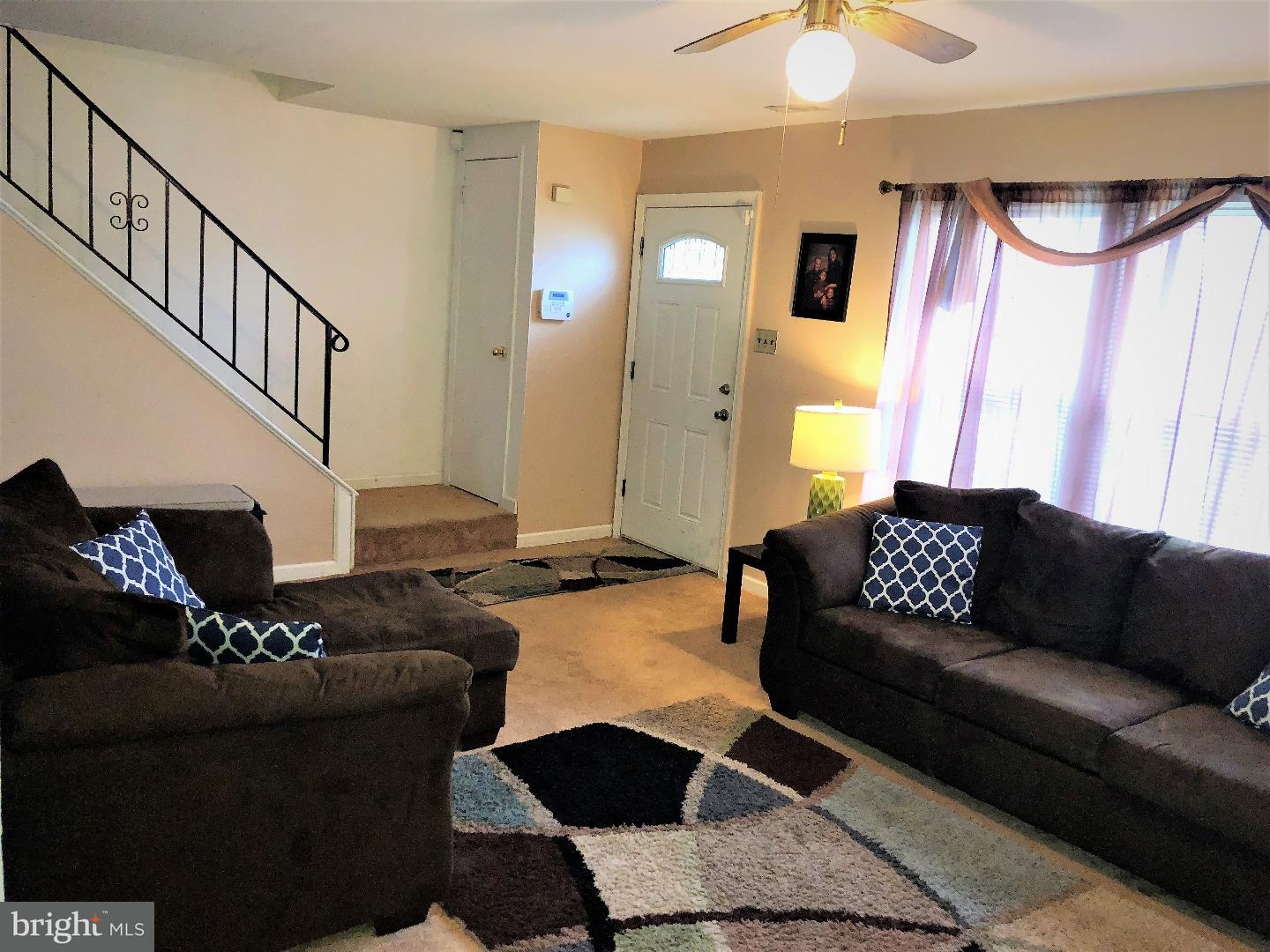 17 Farmhouse Road Sicklerville, NJ 08081 - Photo 2 of 20 Gallery Image 2
