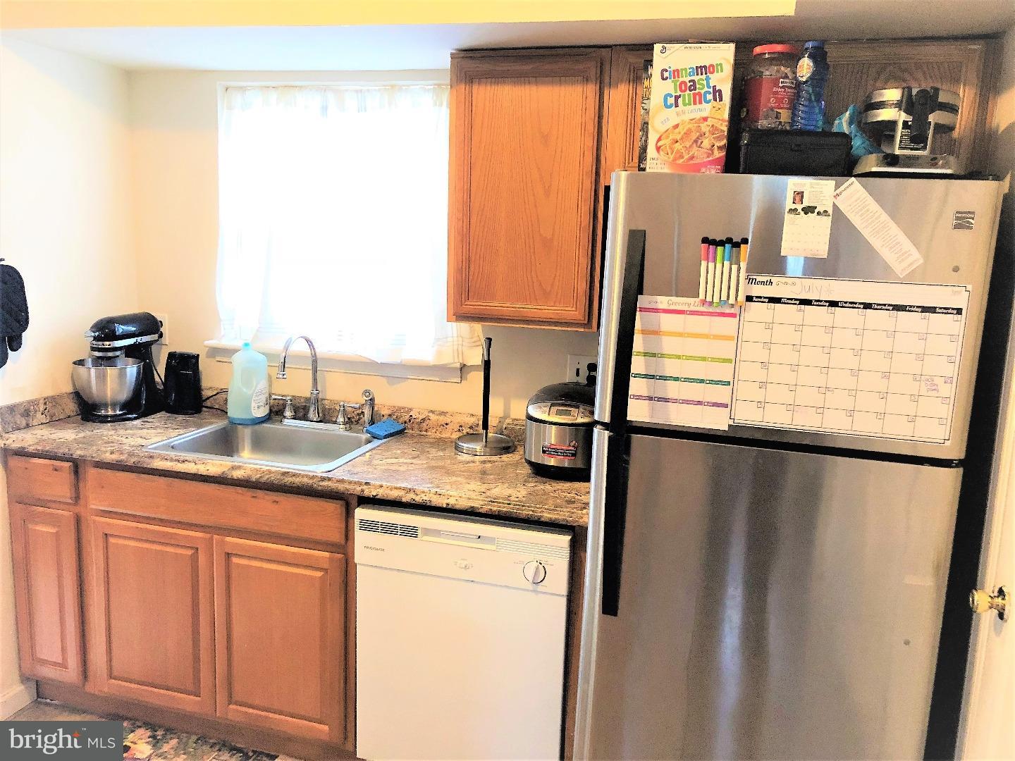17 Farmhouse Road Sicklerville, NJ 08081 - Photo 8 of 20 Gallery Image 8