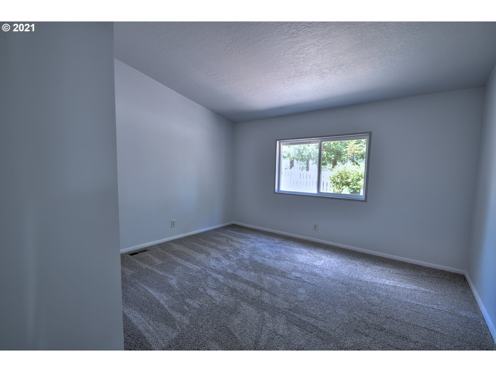 92453 Simonsen Road Astoria, OR 97103 - Photo 13 of 29 Gallery Image 13