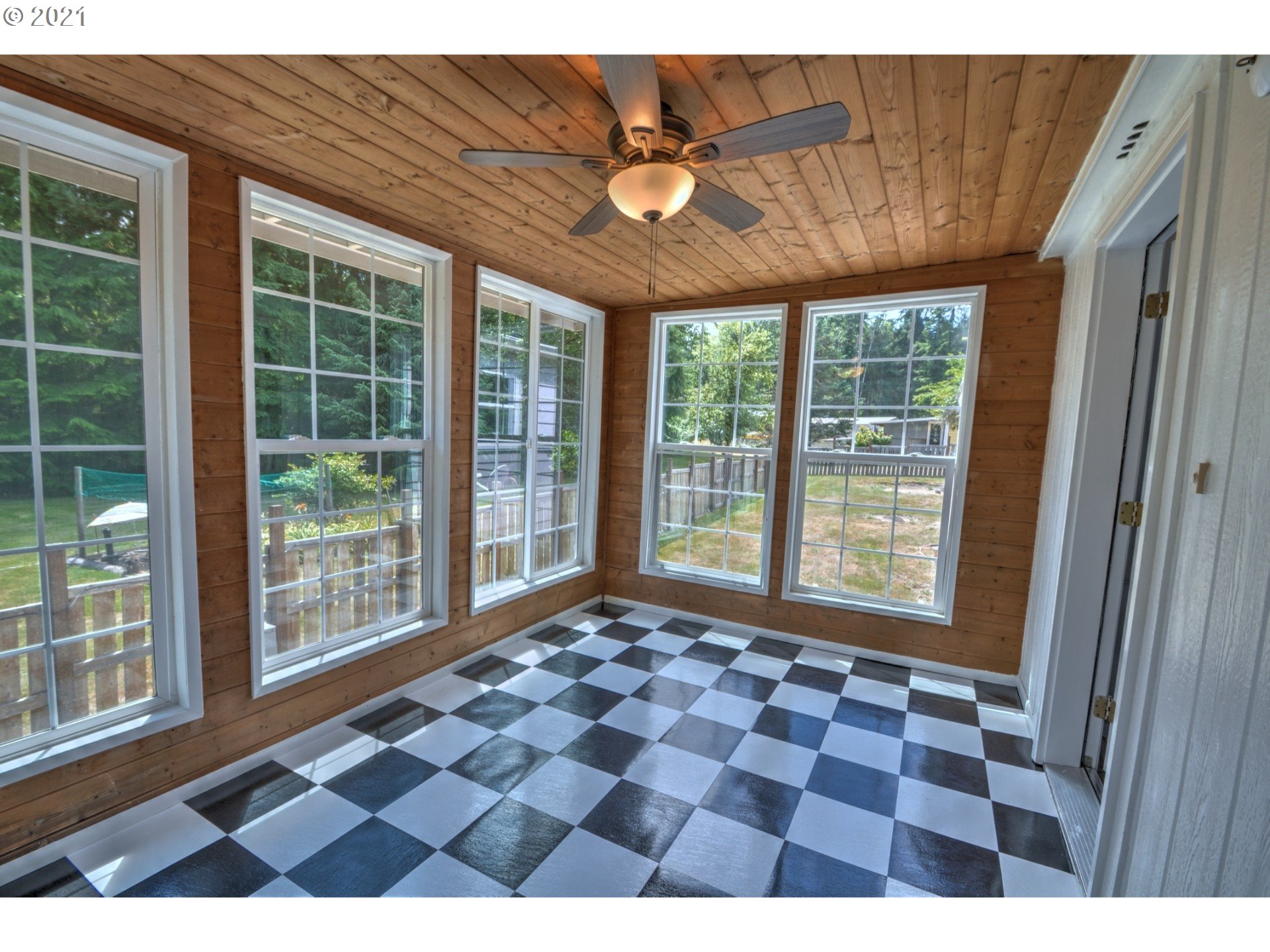 92453 Simonsen Road Astoria, OR 97103 - Photo 17 of 29 Gallery Image 17