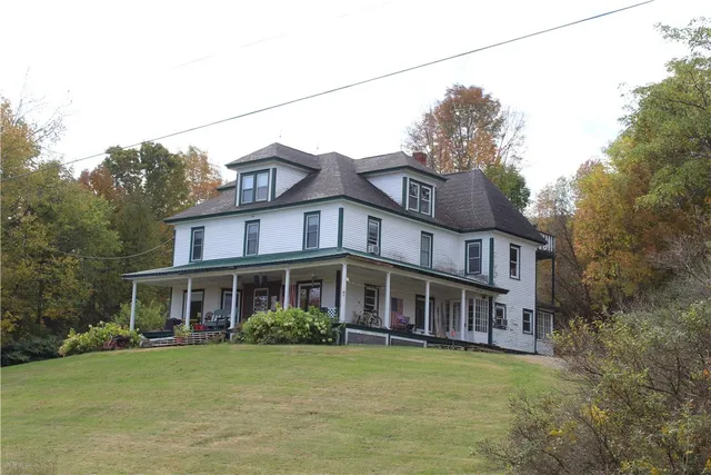 $489,000 | 1073 Lower Meeker Hollow Road, Roxbury, NY 12474