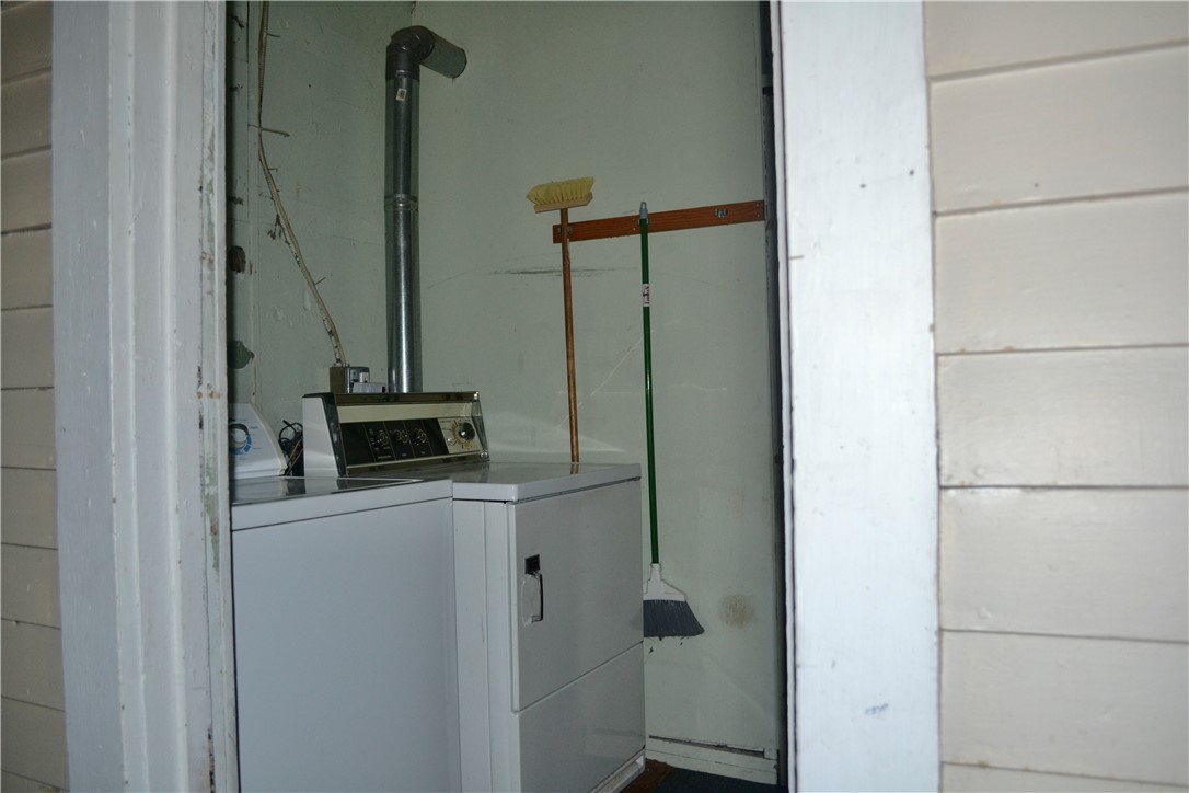 1073 Lower Meeker Hollow Road Roxbury, NY 12474 - Photo 17 of 50 1st Fl Laundry