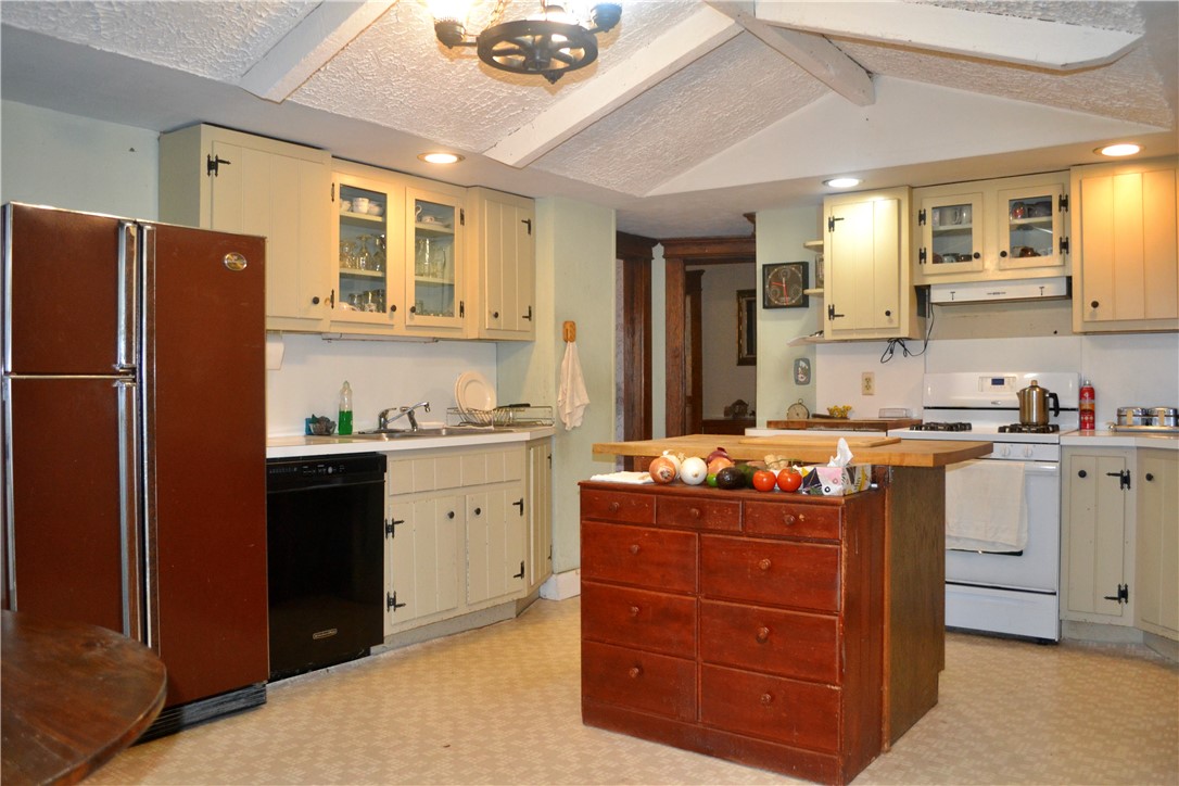 1073 Lower Meeker Hollow Road Roxbury, NY 12474 - Photo 20 of 50 1st Fl Kitchen