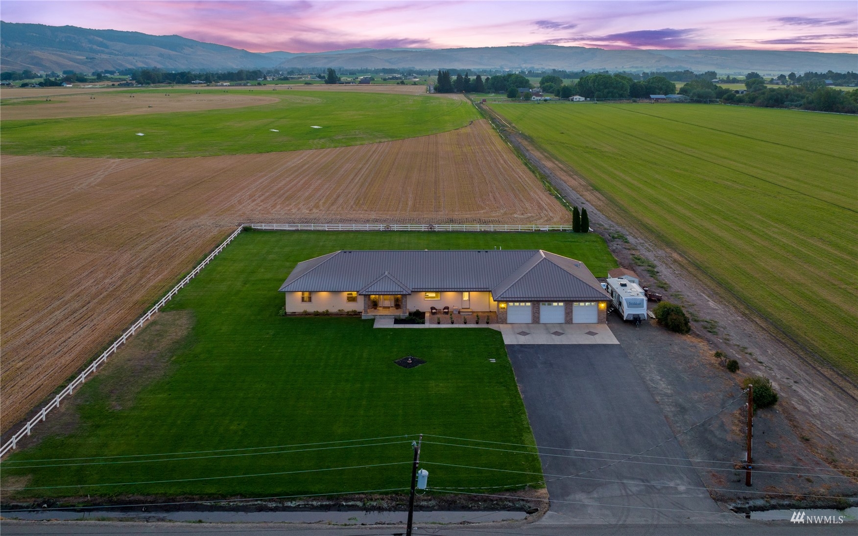2661 Brown Road Ellensburg, WA 98926 - Photo 1 of 40 Gallery Image 1