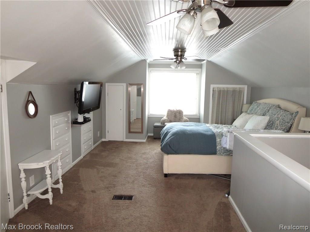 1258 Eaton Road Berkley, MI 48072 - Photo 29 of 32