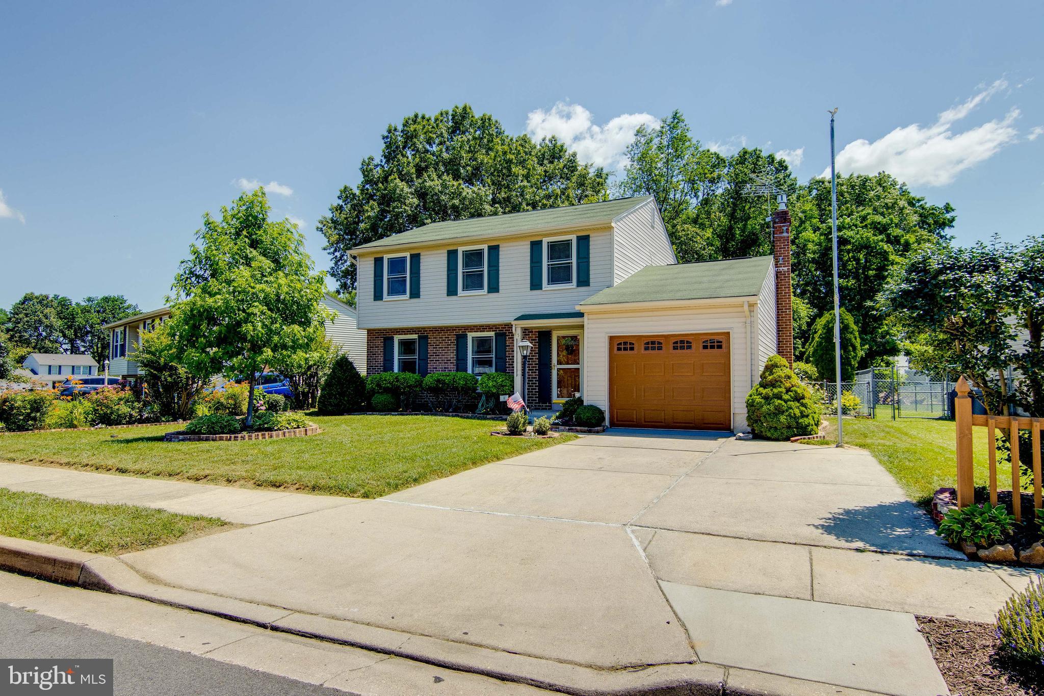 5 Tulip Tree Court Baltimore, MD 21221 - Photo 2 of 40 Parking for 4 spaces on driveway & attached garage