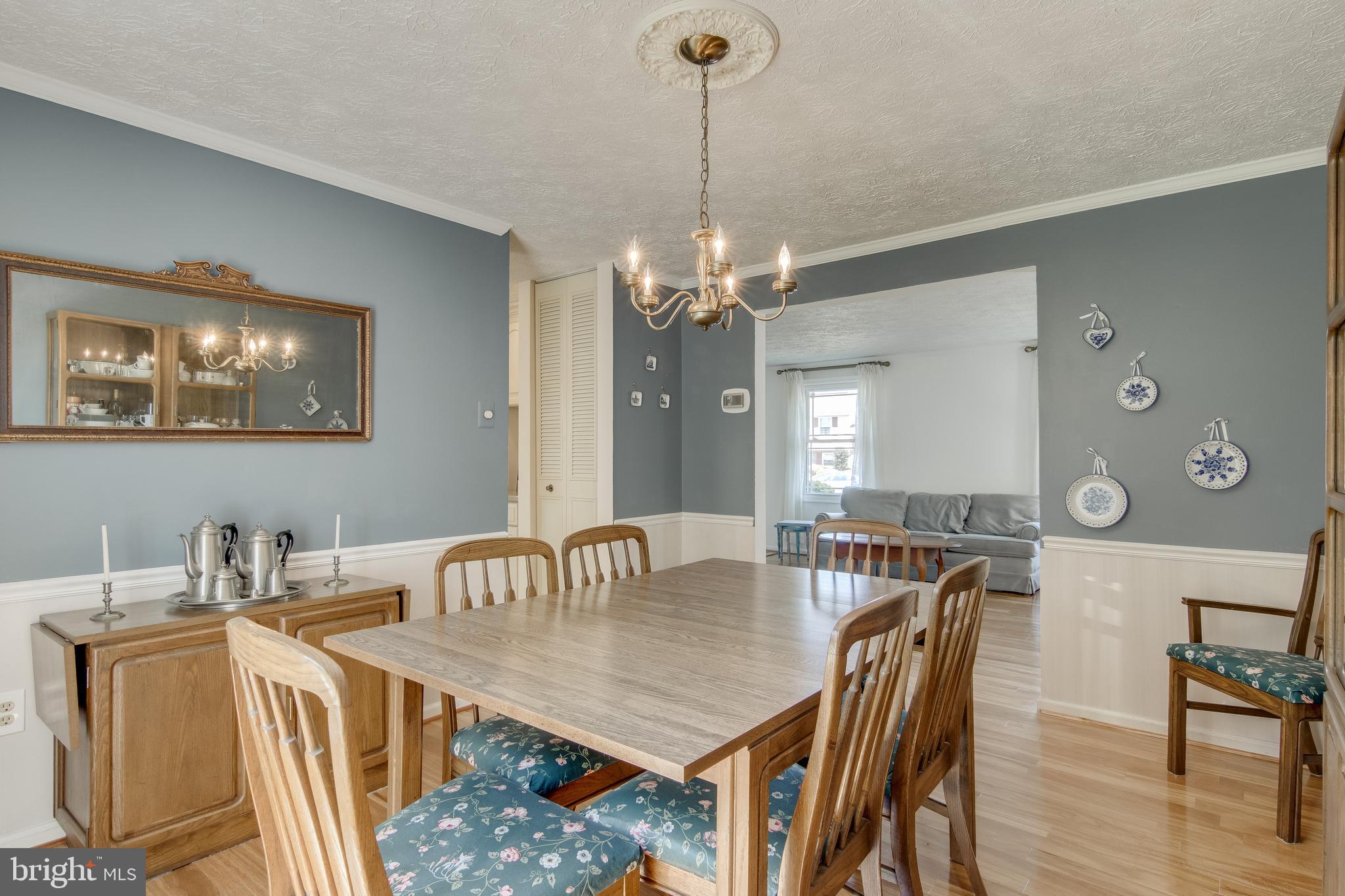 5 Tulip Tree Court Baltimore, MD 21221 - Photo 8 of 40 Dining room