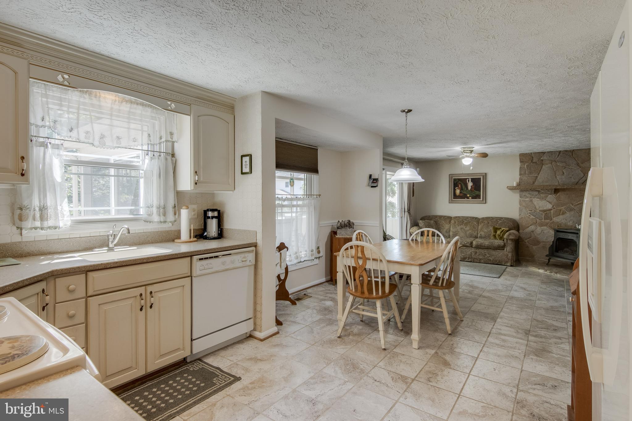 5 Tulip Tree Court Baltimore, MD 21221 - Photo 9 of 40 Updated kitchen with ceramic tile floors